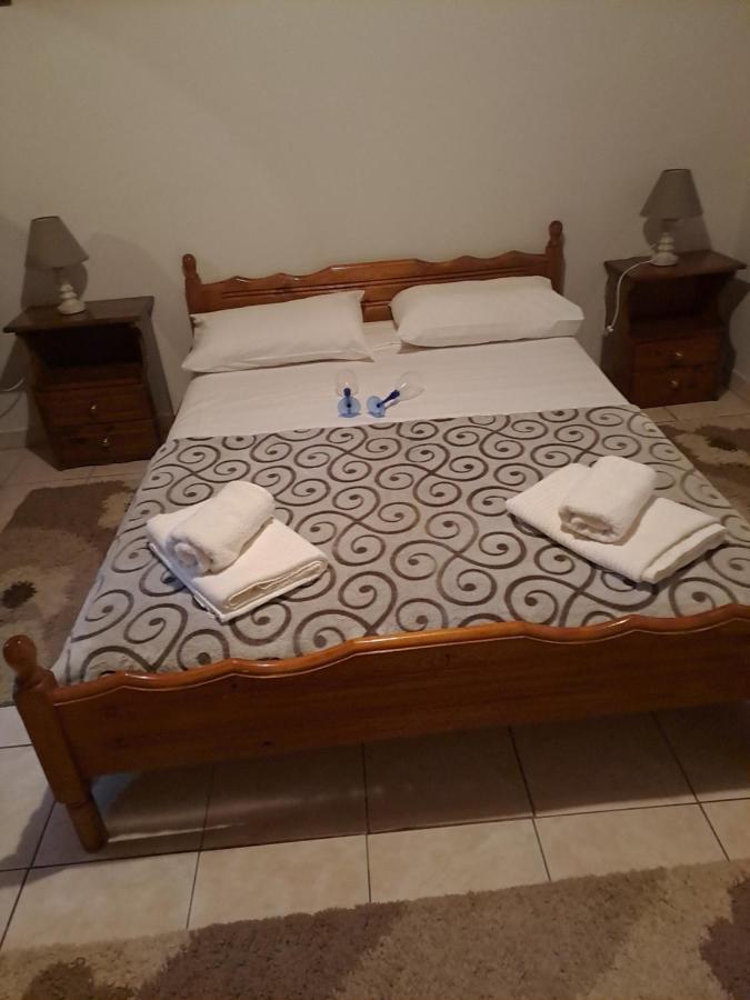 Spiros Corfu Apartment *
